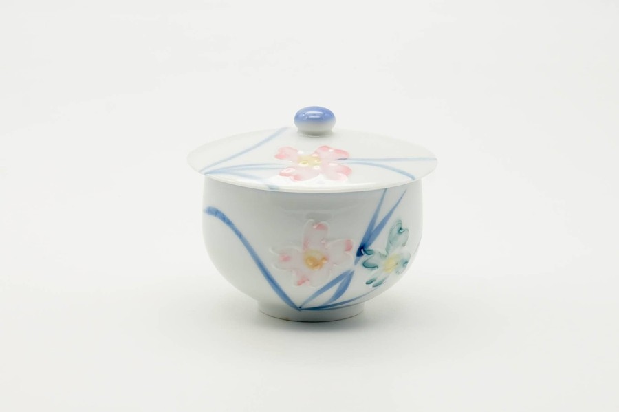 Shop Teaware Arita-yaki Yunomi (Teacups) | Japanese Tea Cup - Floral Blue And White Porcelain Arita Ware With Lid Yunomi - 100 Ml